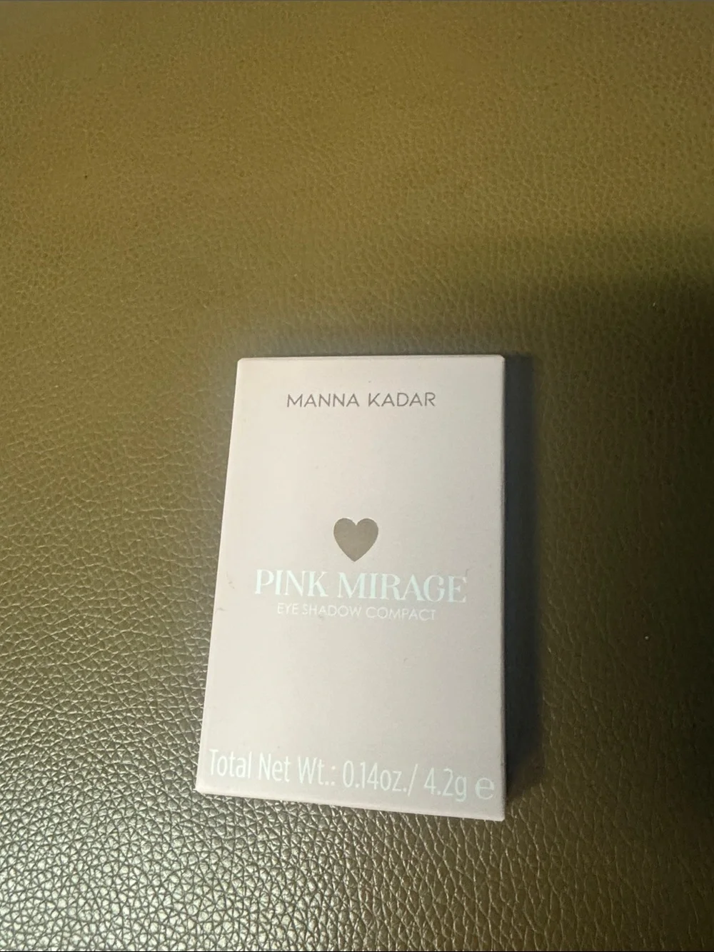 Manna Kadar Pink Mirage Eyeshadow Compact